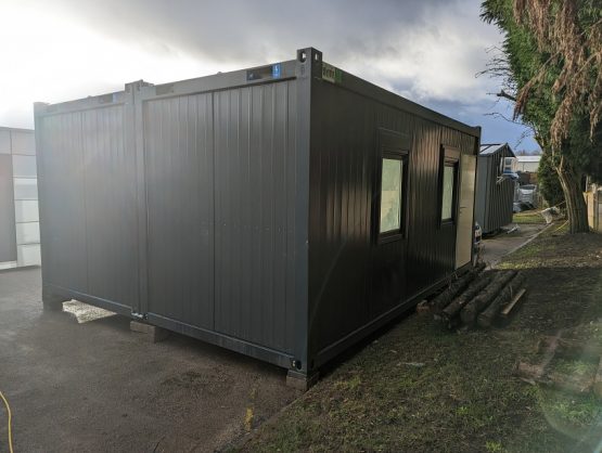 OFICINA MODULAR 2x20 pies