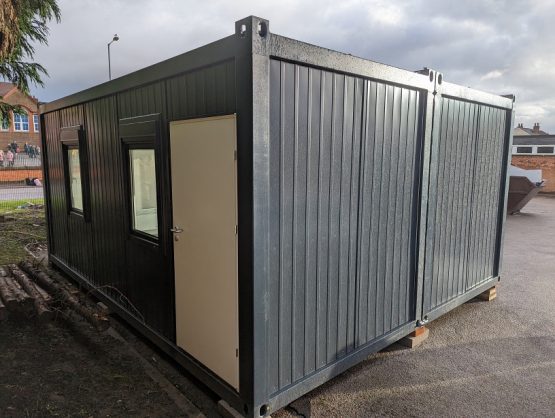 OFICINA MODULAR 2x20 pies