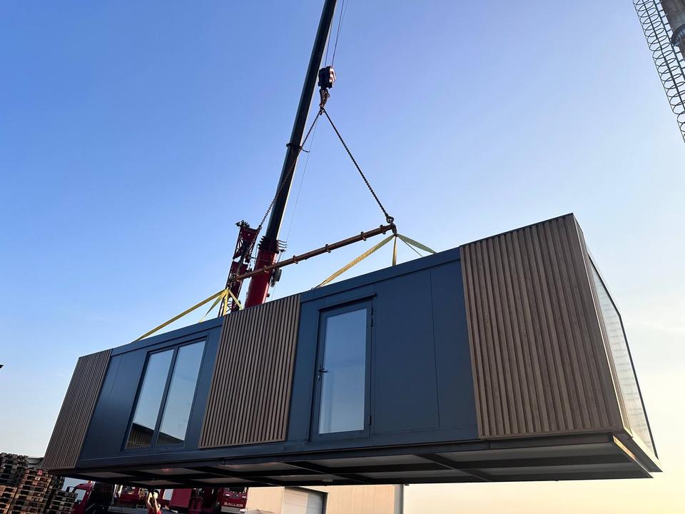 CONTENEDOR DE OFICINA DE 36m²